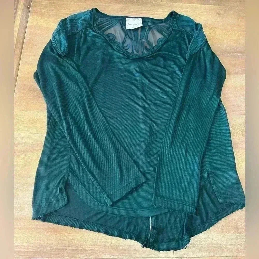 Free People Emerald green distressed top